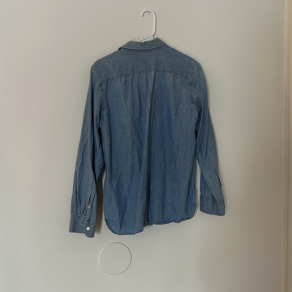 Button up - Picture 3 of 3